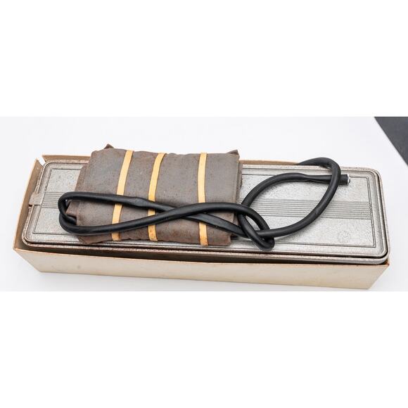 Vtg Medical Marshall Deluxe Mercurial Sphygomanometer Desk Model 100 Portable - Picture 3 of 8